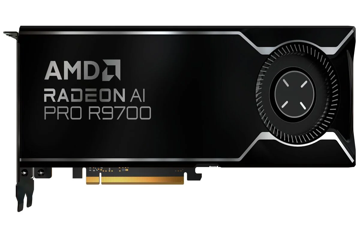 گرافیک AI Pro R9700